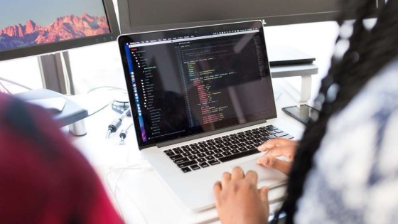 Whitepaper Anwendungsentwicklung auf der SAP BTP 560x315px