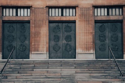 adam-rhodes-c6_UFeK8o_A-unsplash-1000x667px-web